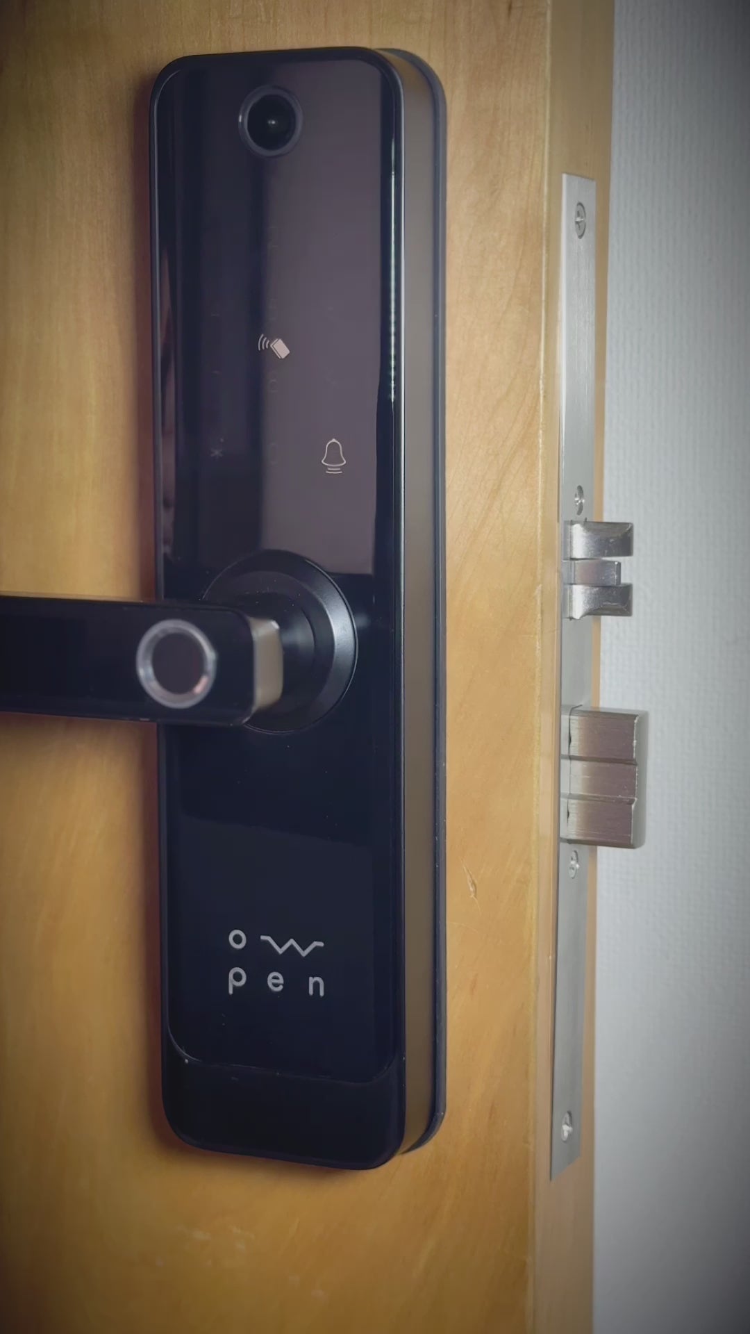 Ow-Door Plus - Cerradura Inteligente con Cámara Owpen®